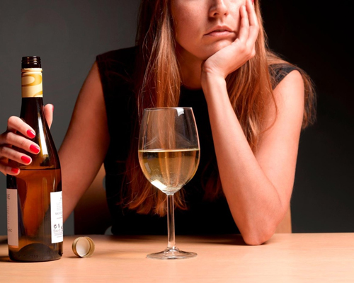 Анонимное лечение женского алкоголизма в Мамадыше